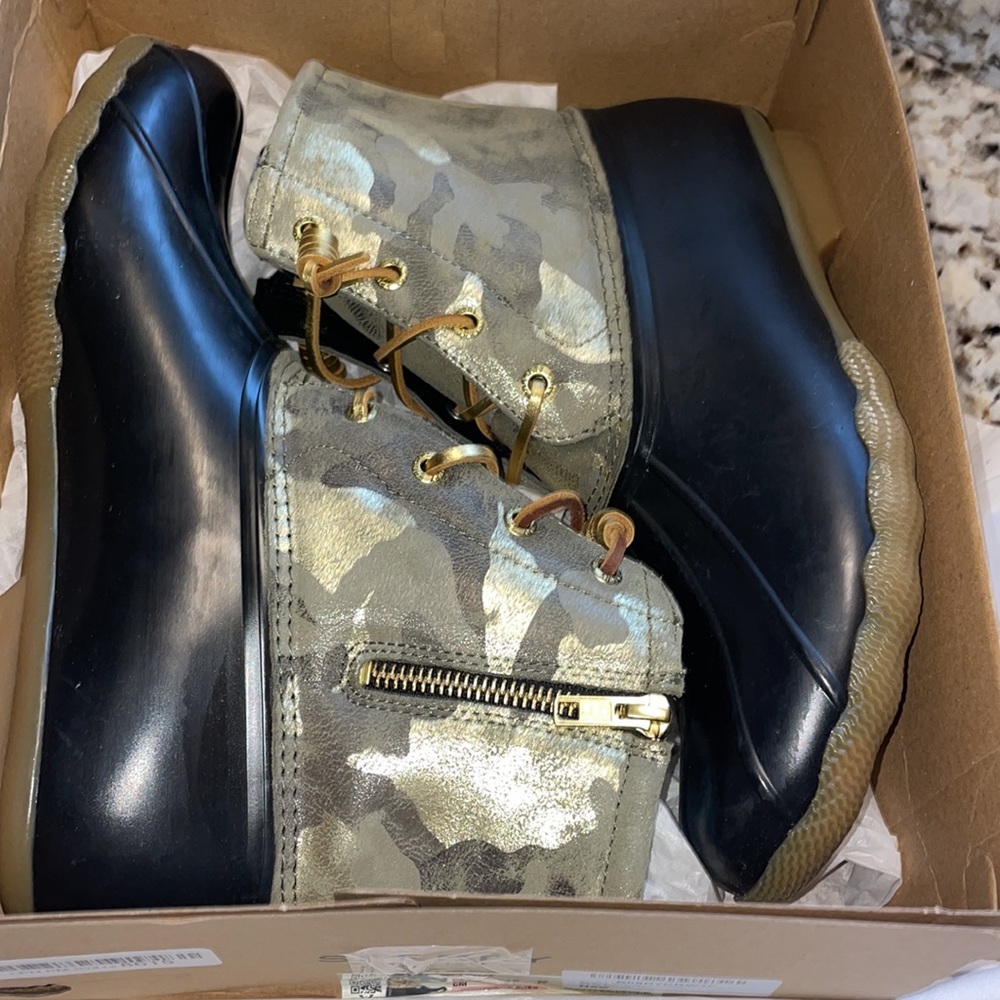 Sperry Saltwater Met Camo Olive boots brand new - Picture 5 of 6
